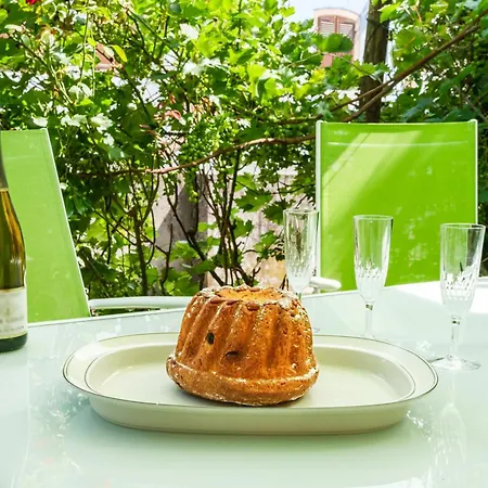 L Oriel Du Rempart Nord * 埃圭斯海姆