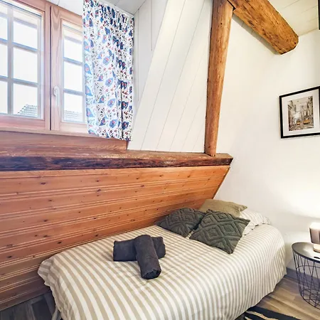 L Oriel Du Rempart Nord *